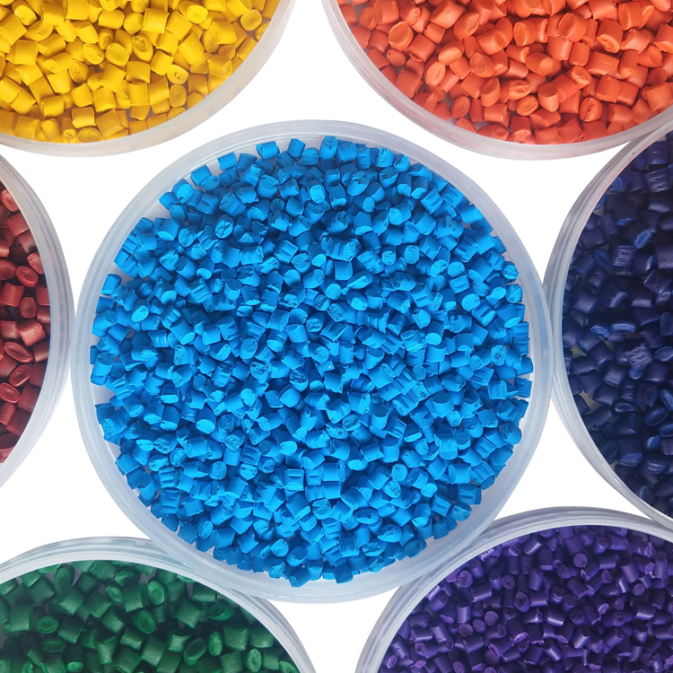 分析吹膜黑色母粒色差的三大因素？